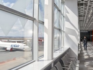 Самолет Уфа – Ярославль совершил экстренную посадку из-за треснувшего стекла