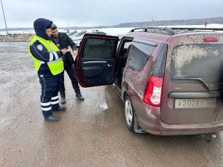 В Башкирии на трассе Уфа – Оренбург сотрудники ГИБДД проводят массовые проверки водителей